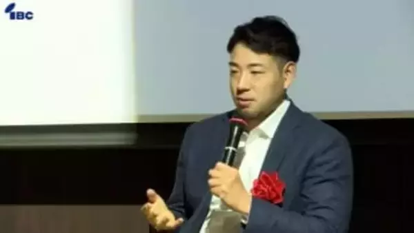 読書感想文コンクールの表彰式　選考に加わる菊池雄星投手がサプライズで登場　岩手