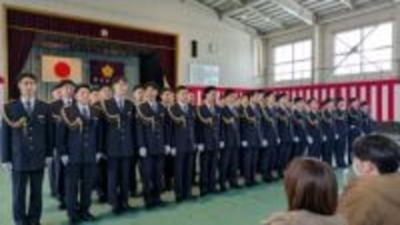 「信頼される警察官として職務に精進します」　岩手県警察学校で卒業式　45人が警察官としての第一歩を踏み出す