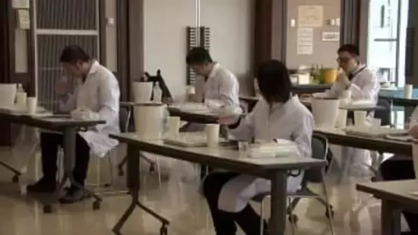 この冬に仕込まれた岩手県内の日本酒を審査　春の新酒鑑評会行われる　岩手