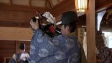 恵方巻を購入してくれたお客さんの健康と幸せを願って　恵方巻に使用する「のり」の祈願行われる　盛岡市