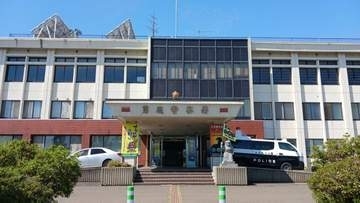 身元不明の遺体を自宅に放置　死体遺棄の疑いで無職の69歳男を逮捕　同居する弟と連絡取れず　秋田・男鹿市