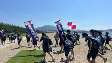 「自分から声をかけられるまで積極的な行動をしていけたら」　海開きを前に高田松原海水浴場で市内の中学生を対象とした津波避難訓練　岩手・陸前高田市