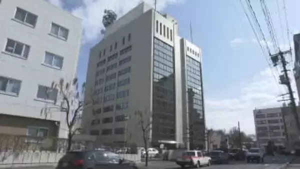 警察官の男を逮捕　商業施設の駐車場で16歳未満の少女にわいせつな行為をした疑い　容疑認める　岩手