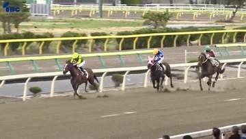 人と馬の熱きドラマ始まる　今シーズンの岩手競馬が開幕　水沢競馬場にファン詰めかける　岩手・奥州市