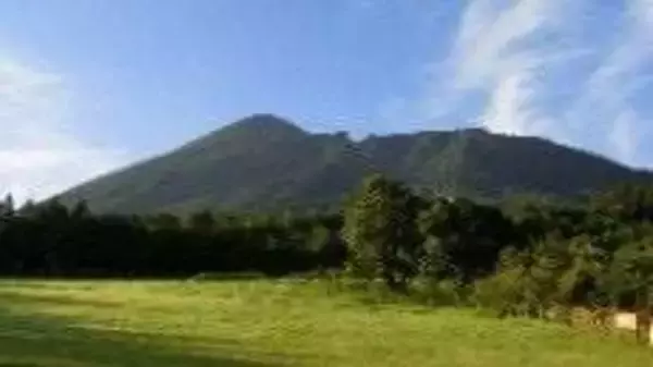岩手山 火山の状況に関する解説情報　火口周辺警報（噴火警戒レベル2、火口周辺規制）
