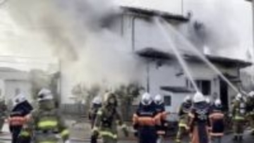 「ストーブから出火した」と通報　盛岡市門で住宅火災　1人搬送、もう1人の住人と連絡取れず