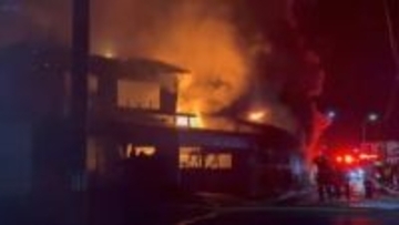 木造2階建ての住宅1棟と隣の空き家が全焼する火災　1人の遺体発見　岩手・花巻市