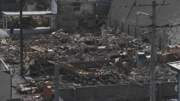 大規模山林火災の被災者　同じ場所での住宅再建が３割弱 　岩手・大船渡市