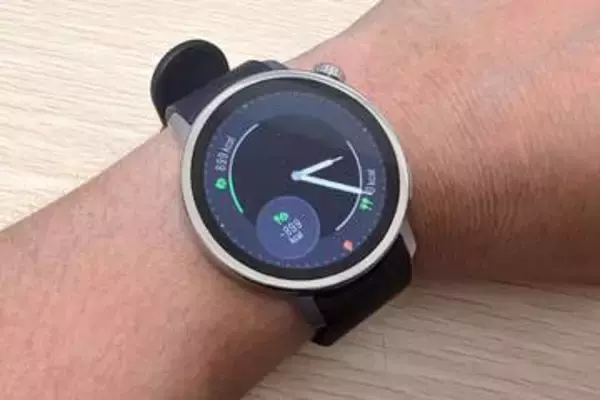 【西田宗千佳のイマトミライ】食事の摂取カロリーが自動でわかる　シャープ スマートウォッチの価値と課題