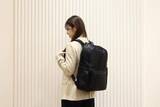 「青山、サンドイッチをつぶさないビジネスリュック」の画像1