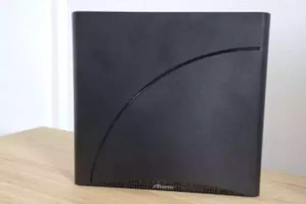 【いつモノコト】ハイエンドの安心感　NECの無線ルーター導入で気づいた安定した通信の重要性