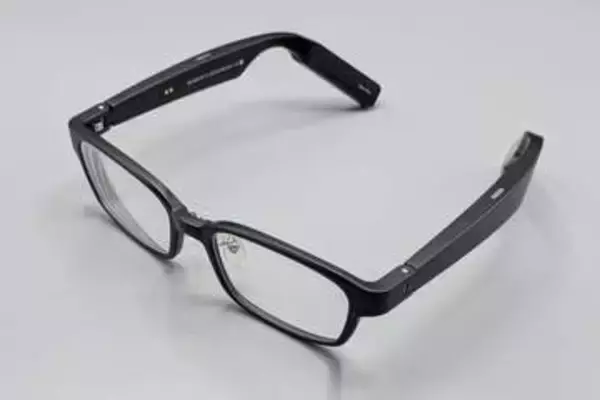 【いつモノコト】AIを装着するメガネ「OWNDAYS CONNECT」　1.6万円の大きな魅力