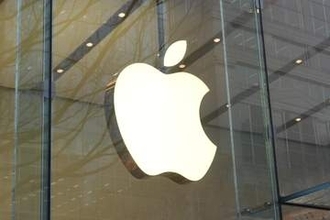 アップル、EUで「Siri AI」提供見送り　欧州委は「アップルの判断」と反論