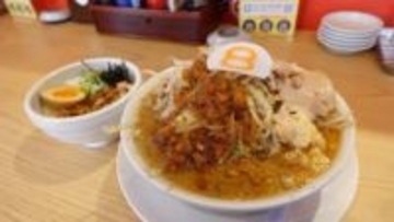 北陸のソウルフード「8番らーめん」作った“二郎系”　なぜ北陸に出店しない?