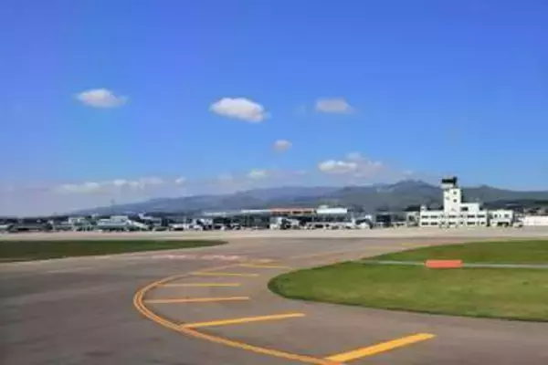 函館空港にタクシーアプリのりば新設　GO、Uber、DiDiで利用可能に