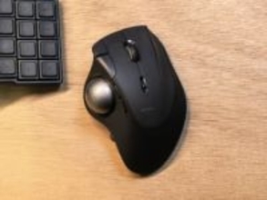 【いつモノコト】大画面モニターでもスムーズに移動! ベアリングトラックボール「IST PRO」が手放せない