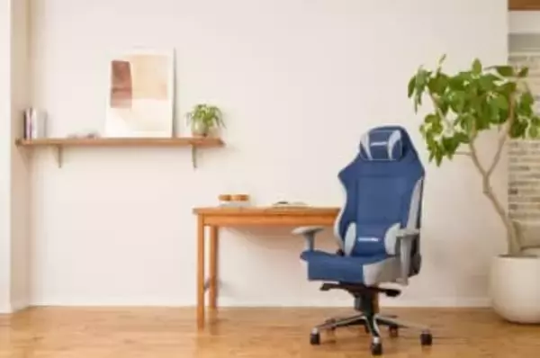 AKRacing、スエード調ファブリック採用のFAURAシリーズ