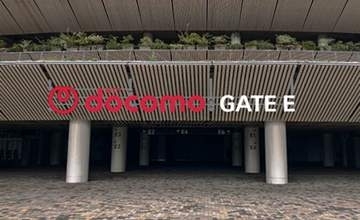 国立競技場に「NTTドコモ ゲート」　ドコモMAXラウンジも