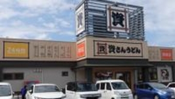 資さんうどんを全国進出・店舗倍増させた佐藤社長退任　外食業界を変えた8年