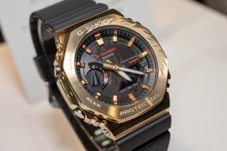 G-SHOCK、26年の干支「馬」モチーフの特別モデル