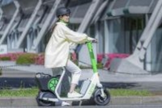 Lime、電動キックボードを終了　座れる「Limeラクモ」に一本化