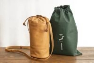 スタバ、台東区の職人が作った「JIMOTO Madeレザーボトルショルダー」