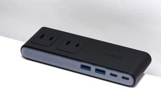 【いつモノコト】机に挟むだけで配線すっきり! アンカーのクランプ式電源タップ「Nano Power Strip」
