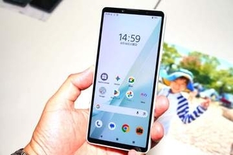 【石野純也のモバイル通信SE】「日常に向き合う」 Xperia 10 VIIIと10万円スマホの現在地