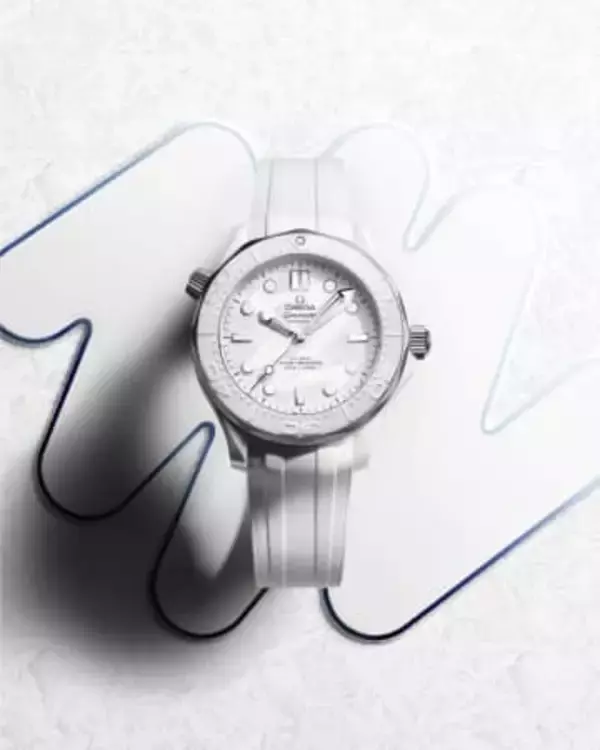 オメガ シーマスターダイバー300M、ホワイトの冬季五輪特別モデル