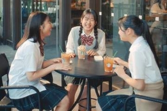 スタバ、24歳以下はお気に入りの店で割引「U24パス」