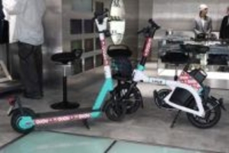 LUUPが"動く広告"に　街をジャックする広告事業を開始