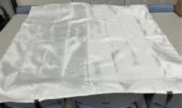 京王電鉄、モバイルバッテリー火災に備える「防火毛布」 全線配備