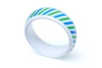 ファミマコラボカラーの「EVERING」登場 Visaタッチ決済リング