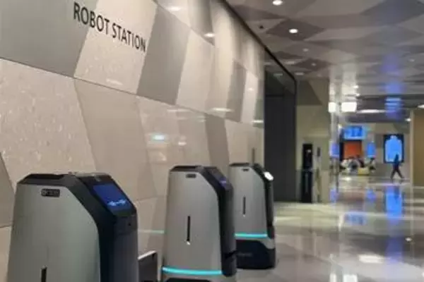 LINE注文でロボットがランチ配送　東京ミッドタウン八重洲