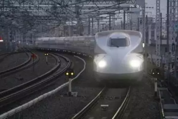 新幹線「のぞみ」指定席値上げ　東京-新大阪で700円 グリーン車用待合室も