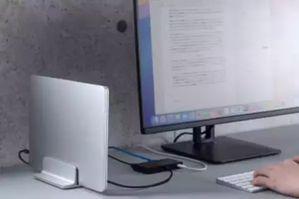 クラムシェルモード用のアルミ製ノートPCスタンド、サンワサプライが発売