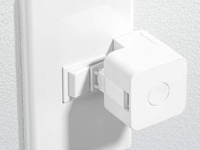 サンワサプライ、貼り付けるだけで既存スイッチをスマート化できるIoT指ロボットを発売