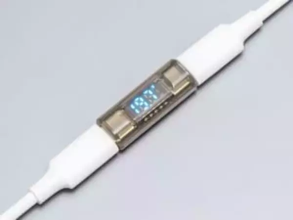 最大140Wと40Gbps対応、充電状態を可視化できるUSB Type-C中継アダプター、サンワサプライが発売