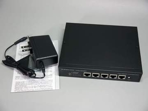 放熱の秘密は底面の大型パネルにあり！ プラネックスの10GBASE-Tスイッチ「FXXG-0005EM」【イニシャルB】