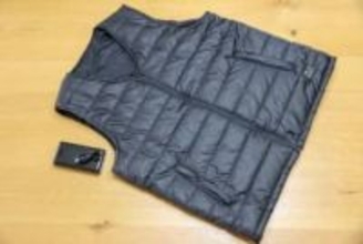 暖房なしでの仕事が寒すぎる!! 電熱ベストと40000mAhとかいう大容量バッテリーのセットを買ってみた【テレワークグッズレビュー】