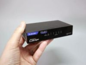 約6000円で買える2.5GbE×5ポートの小型スイッチ、エレコム「EHC-LQ01-5」の実力を試す！【イニシャルB】