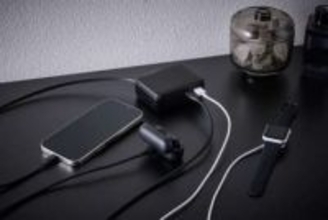 中国CCC認証のケーブル内蔵モバイルバッテリー「DE-C79-10000」、エレコムが発売