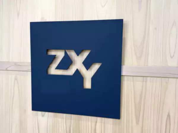 初めて契約した完全従量課金制シェアオフィス「ZXY」で、気になるネットワークを調べた【イニシャルB】