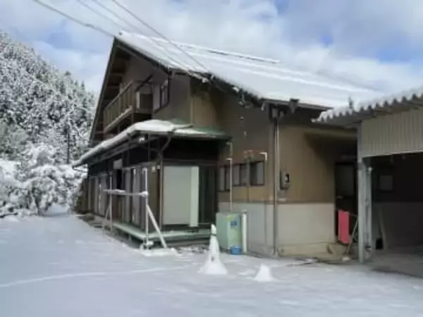 寒！ 広すぎる部屋、カーテンで暖房効率をアップしました【奥川浩彦の「岐阜の山奥に移住しました」第7回】