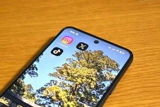 いい加減「ドパガキ」を卒業したい！　20代ライターがスマホ依存から脱却するために考えたこと（前編）