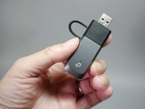 コンパクトだからこそのメリットとデメリット、TP-LinkのUSB Type-C対応Wi-Fi 7アダプター「Archer TBE6500U」【イニシャルB】