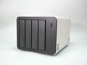 世界初!? OpenClawで管理できるTerraMasterの新型NAS「F4-425 Pro」、AIネイティブの「TOS 7」で最先端へ【イニシャルB】