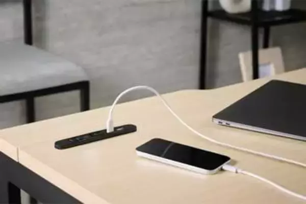 エレコム、データ通信を遮断する充電専用USBケーブル発売。「高耐久」「なめらか」タイプをラインアップ