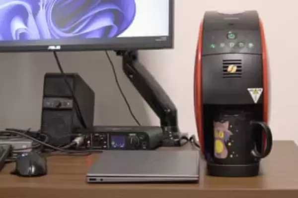 「ネスカフェ ゴールドブレンド バリスタ」で、仕事の手を止めずに簡単にコーヒーを作りたい！【テレワークグッズレビュー】