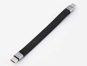USB 40Gbpsと最大100WのUSB PDに対応、映像・データ・充電の3役を実現した約13cmの短尺Type-Cケーブル、エレコムが発売